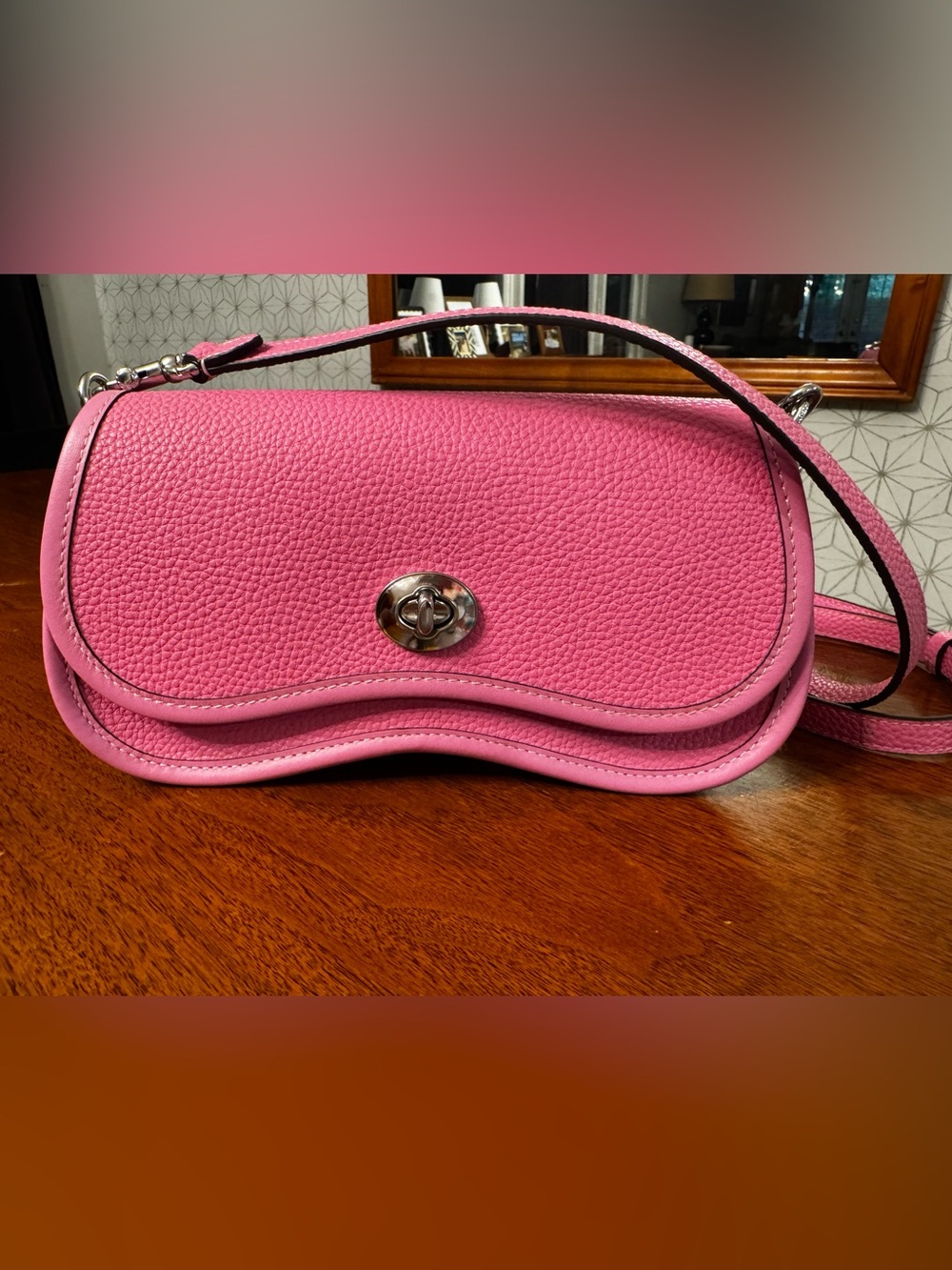 Coachtopia wavy dinky bright magenta